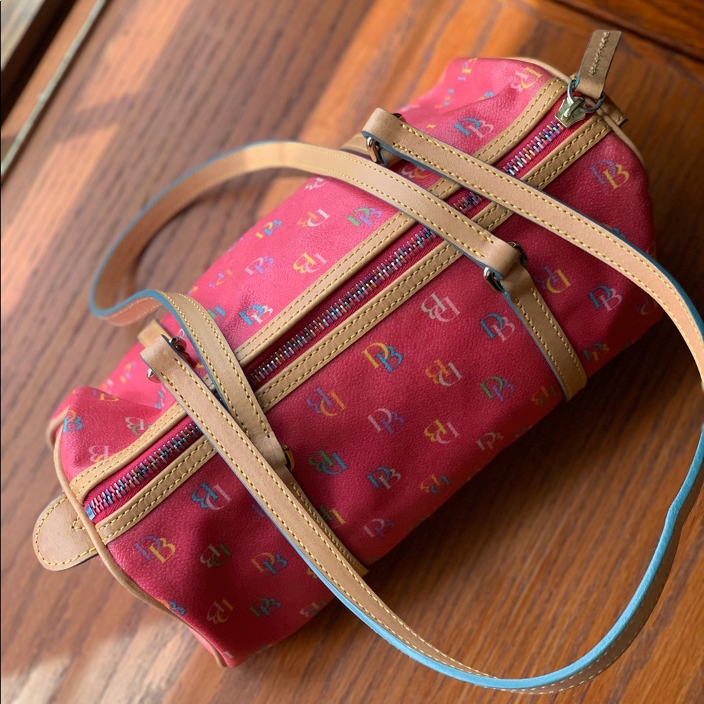 Dooney & Bourke shoulder bag